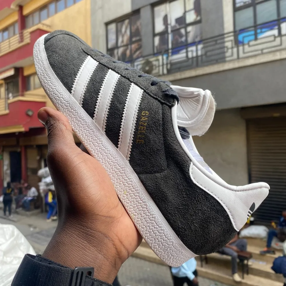 Adidas Adidas Gazelle Black White — Core Black / White