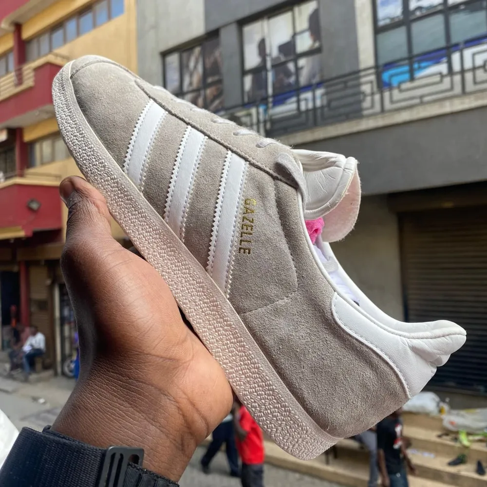 Adidas Adidas Gazelle Grey White — Grey / White