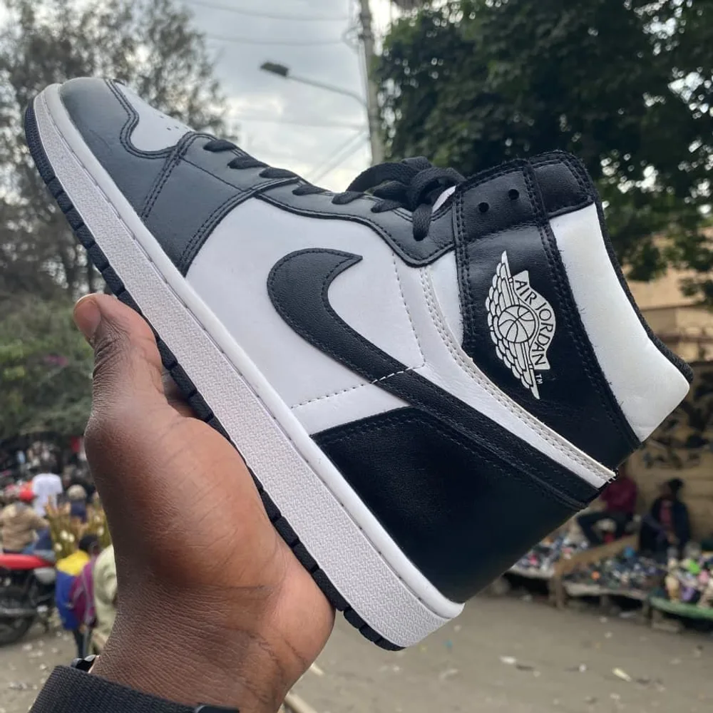 Jordan Air Jordan 1 Black White — Black / White
