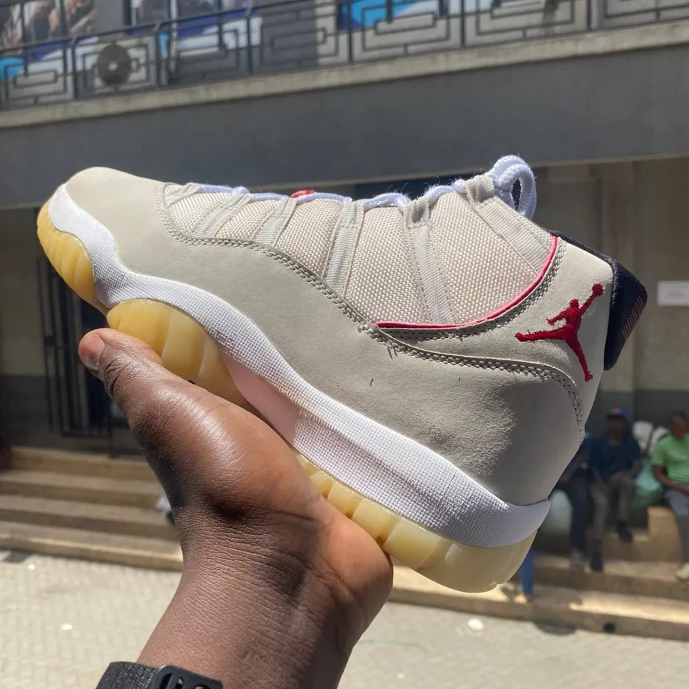 Jordan Air Jordan 11 Grey Cream Red — Light Grey / Cream / Red / Icy