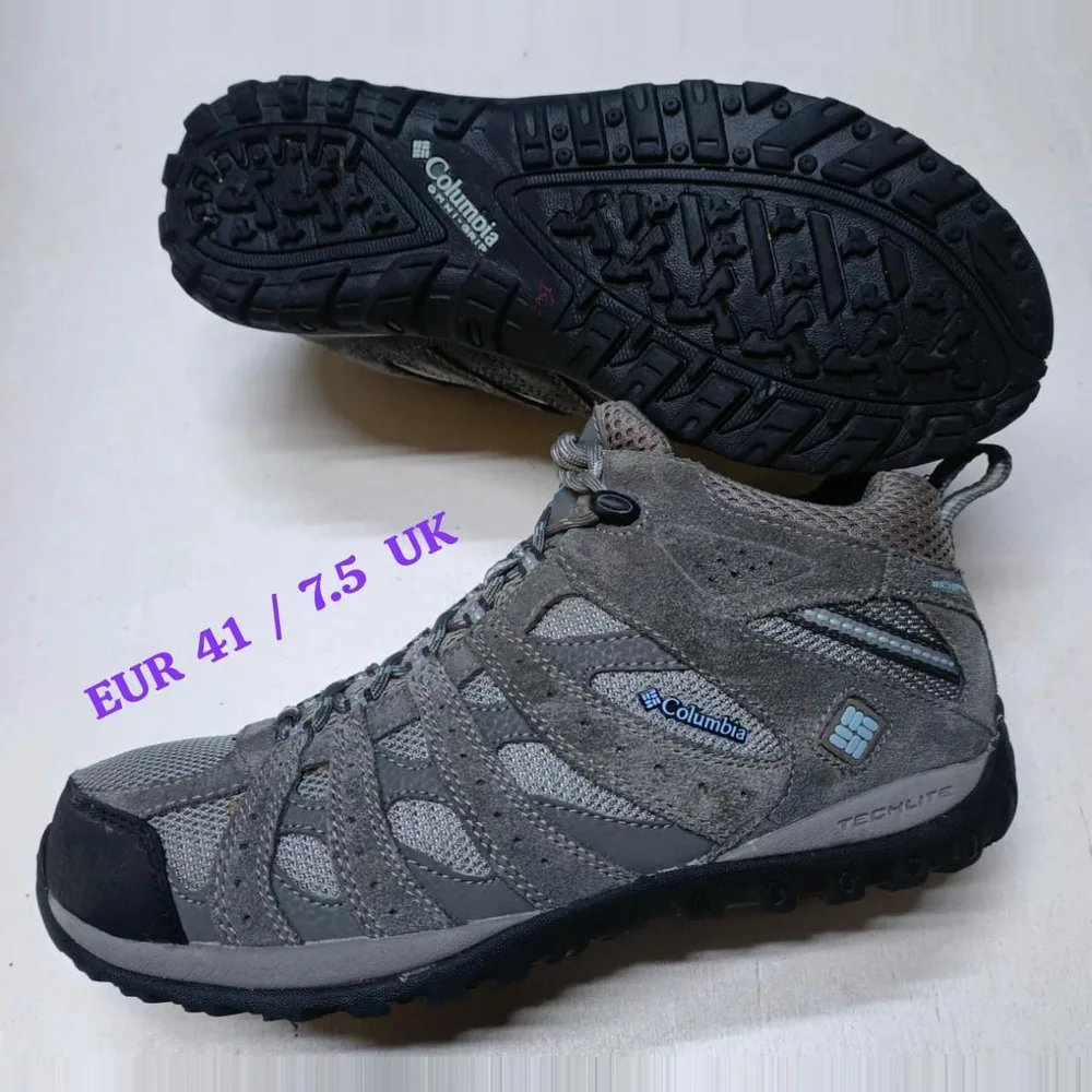 Columbia Columbia Grey Suede Hiking Shoe — Grey / Blue