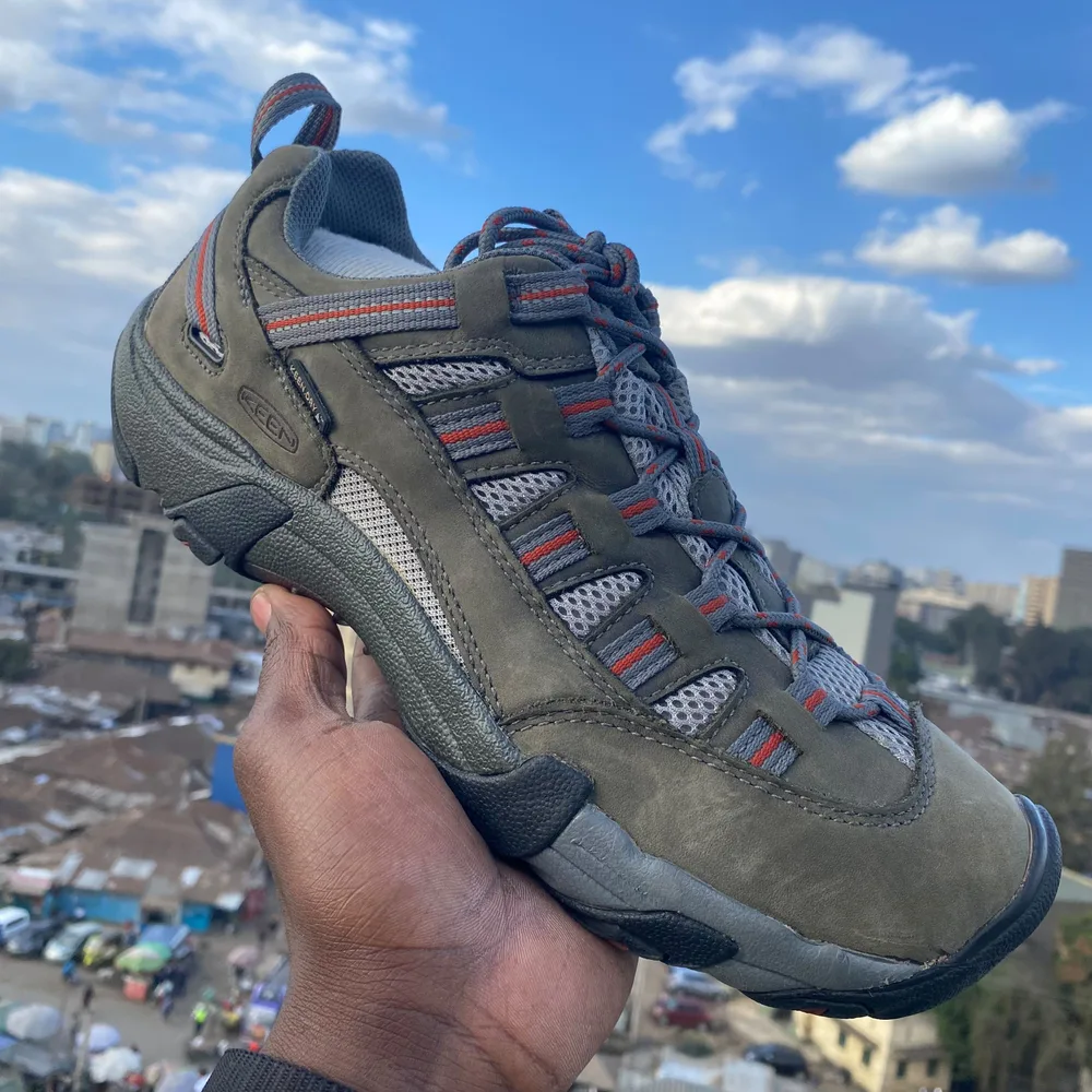 KEEN KEEN Grey Leather Low Hiker — Grey / Red / Blue