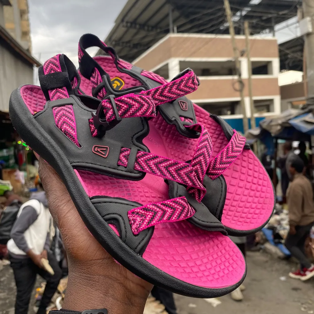KEEN KEEN Pink Black Strap Sandal — Pink / Black
