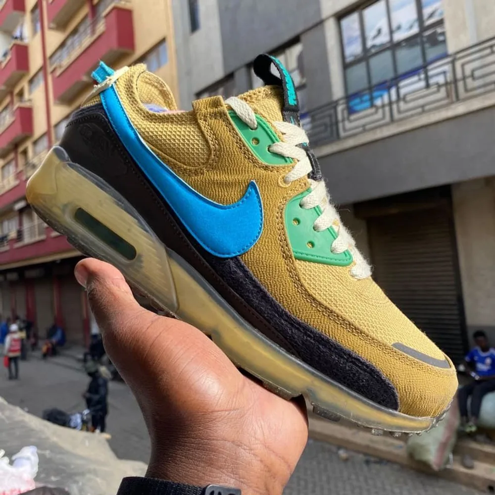 Nike Nike Air Max 90 Gold Brown Blue — Gold / Brown / Blue / Green