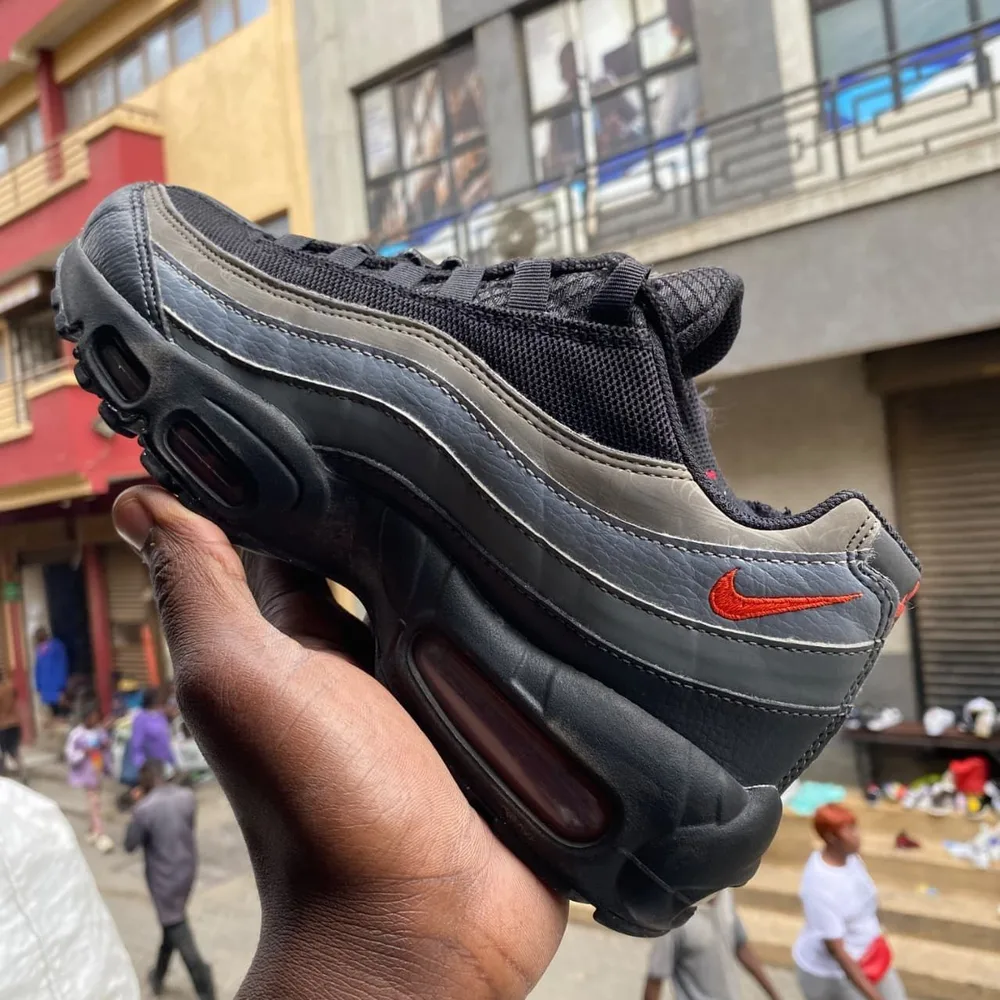 Nike Nike Air Max 95 Black Grey Red — Black / Anthracite / Grey / Red