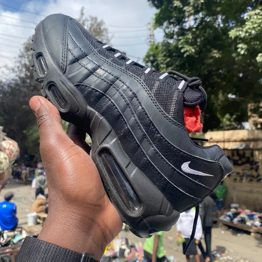 Nike Nike Air Max 95 Triple Black — Black