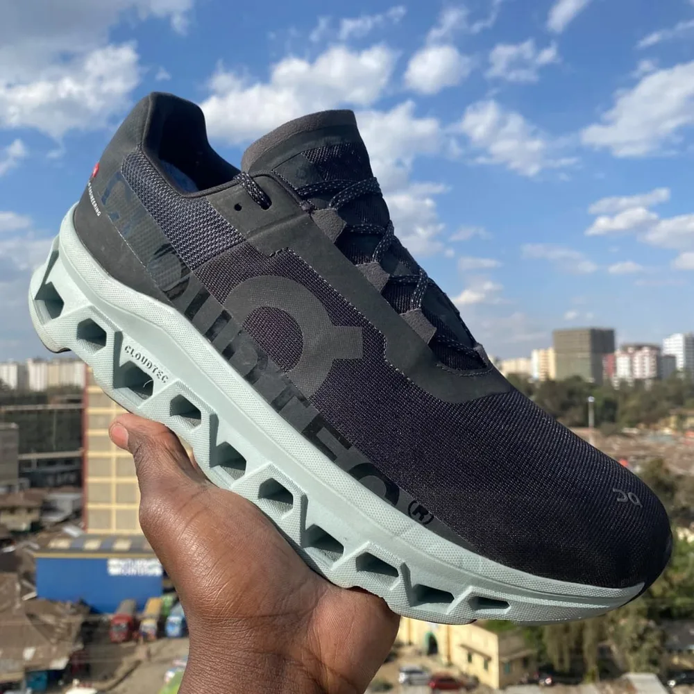 On On Cloud Black Grey — Black / Grey