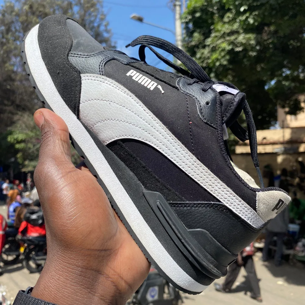 Puma Puma Black White Retro Runner — Black / Grey / White