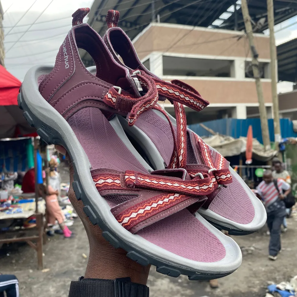 Quechua Quechua Burgundy Walking Sandal — Burgundy / Grey