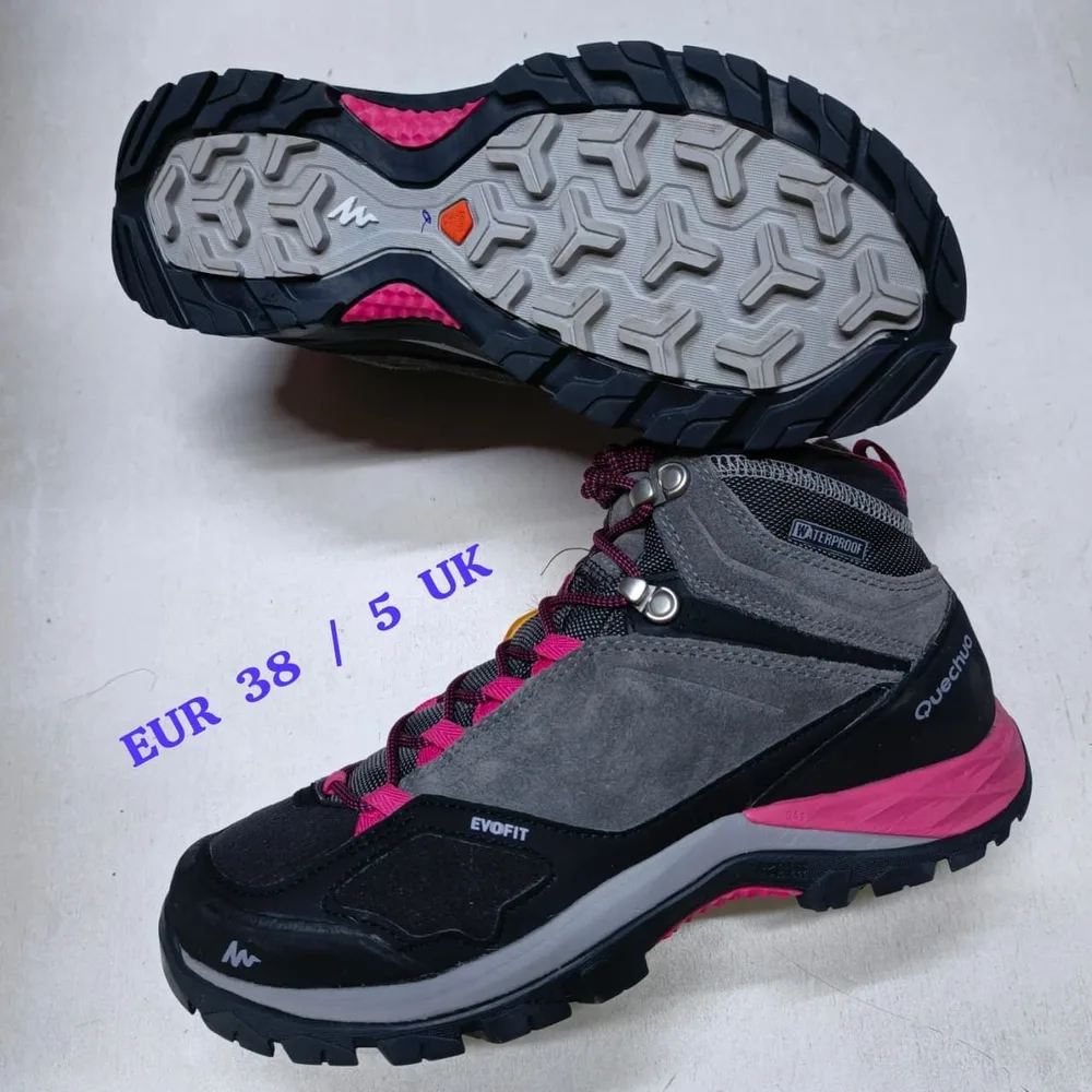 Quechua Quechua Grey Pink Hiking Boot — Grey / Pink / Black