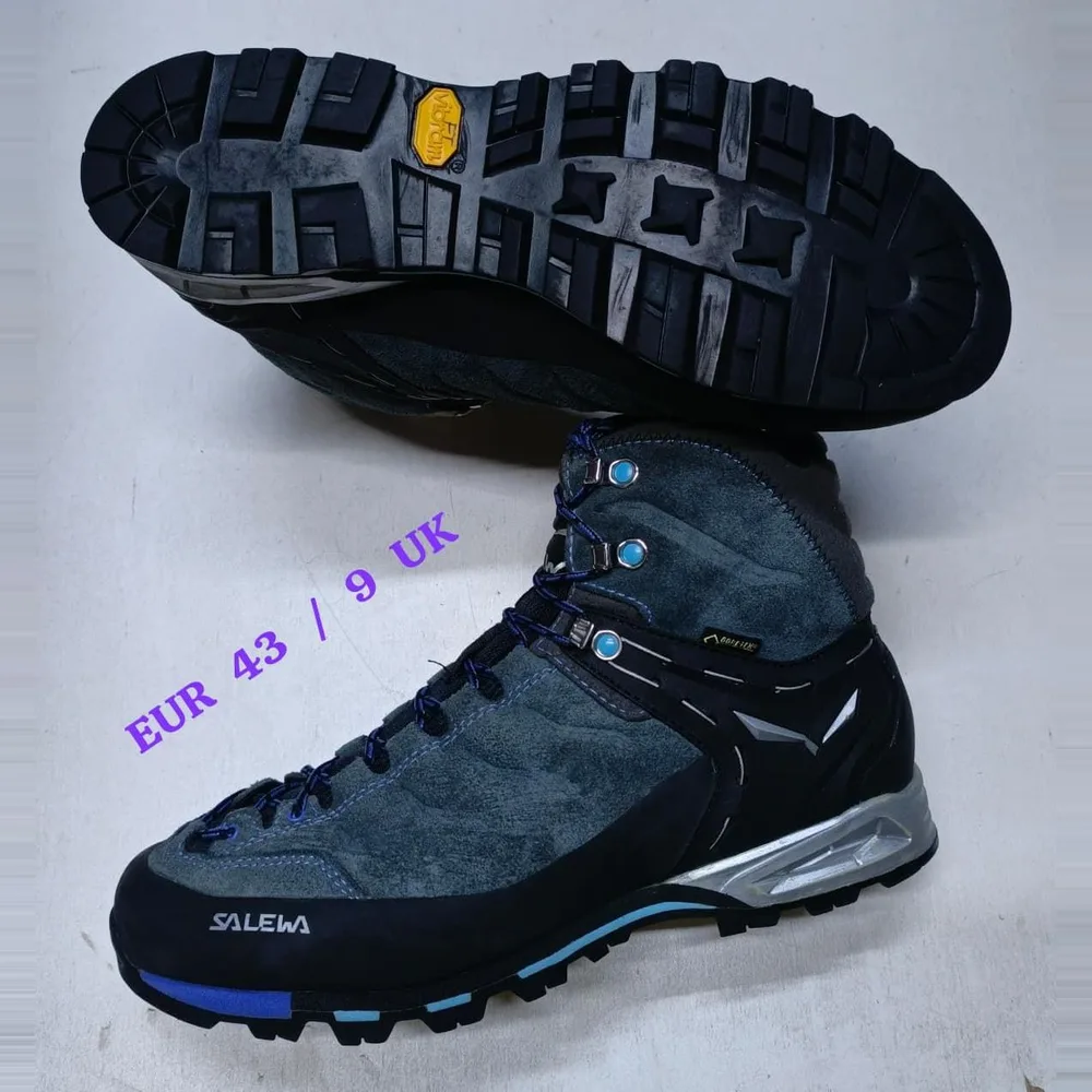 Salewa Salewa Grey Blue Hiking Boot — Grey / Blue