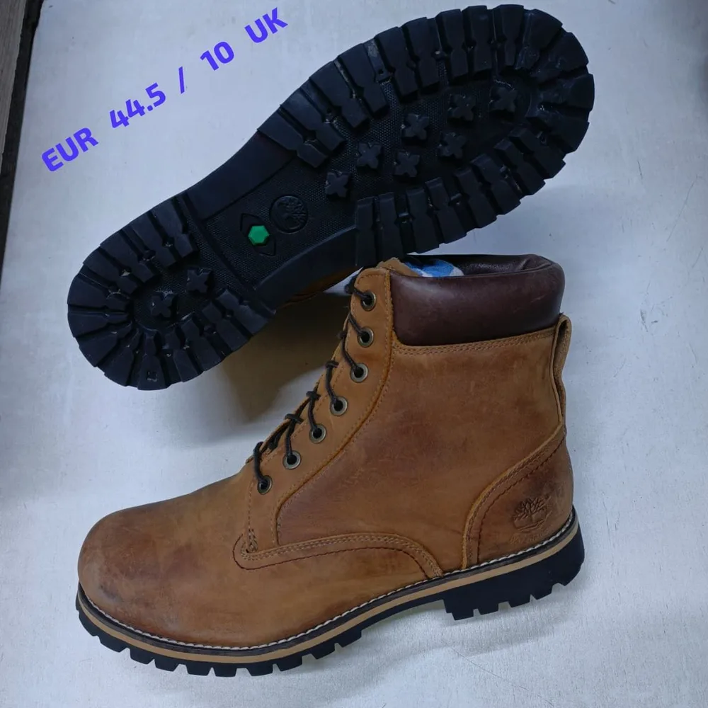 Timberland Timberland Rust Leather Plain-Toe Boot — Rust Brown / Dark Brown / Black